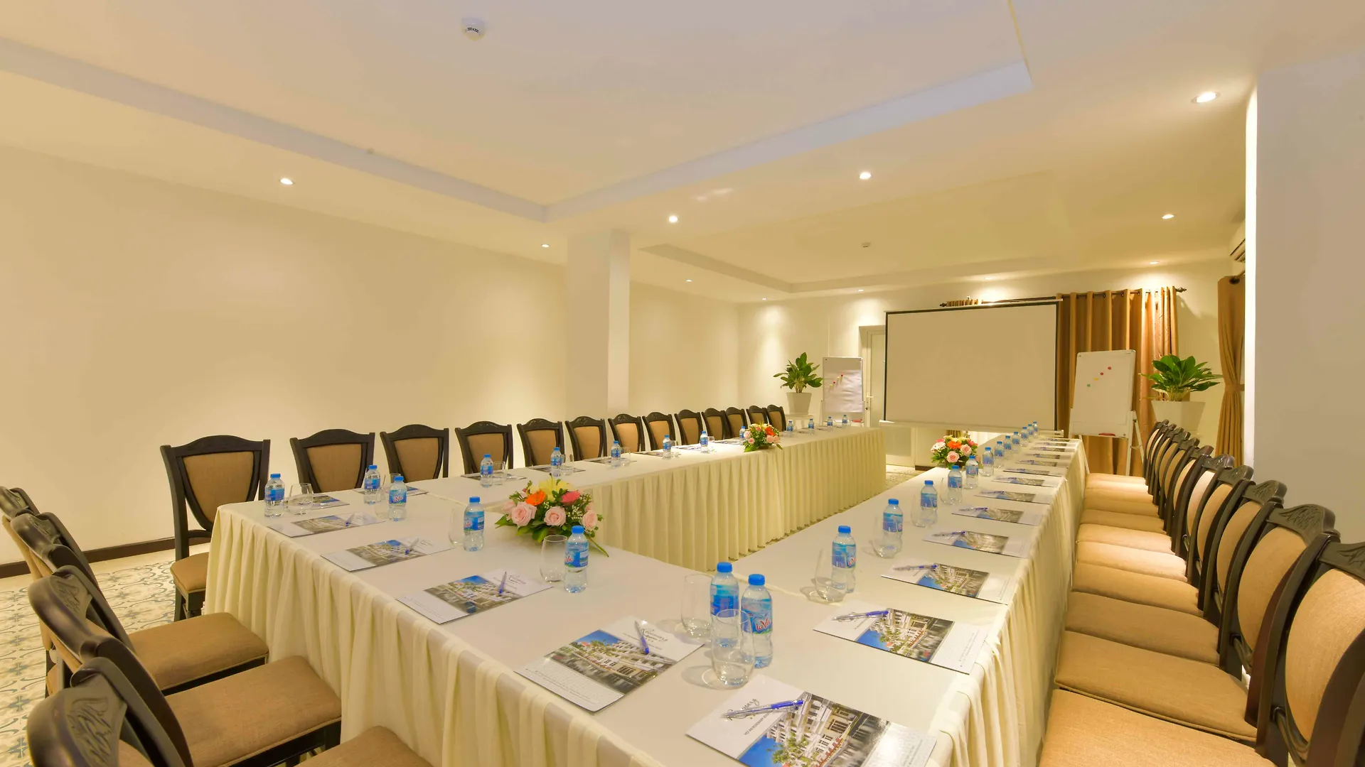 Hoi An Rosemary Boutique Hotel & Spa - A Peaceful Retreat 4*, Hoi An